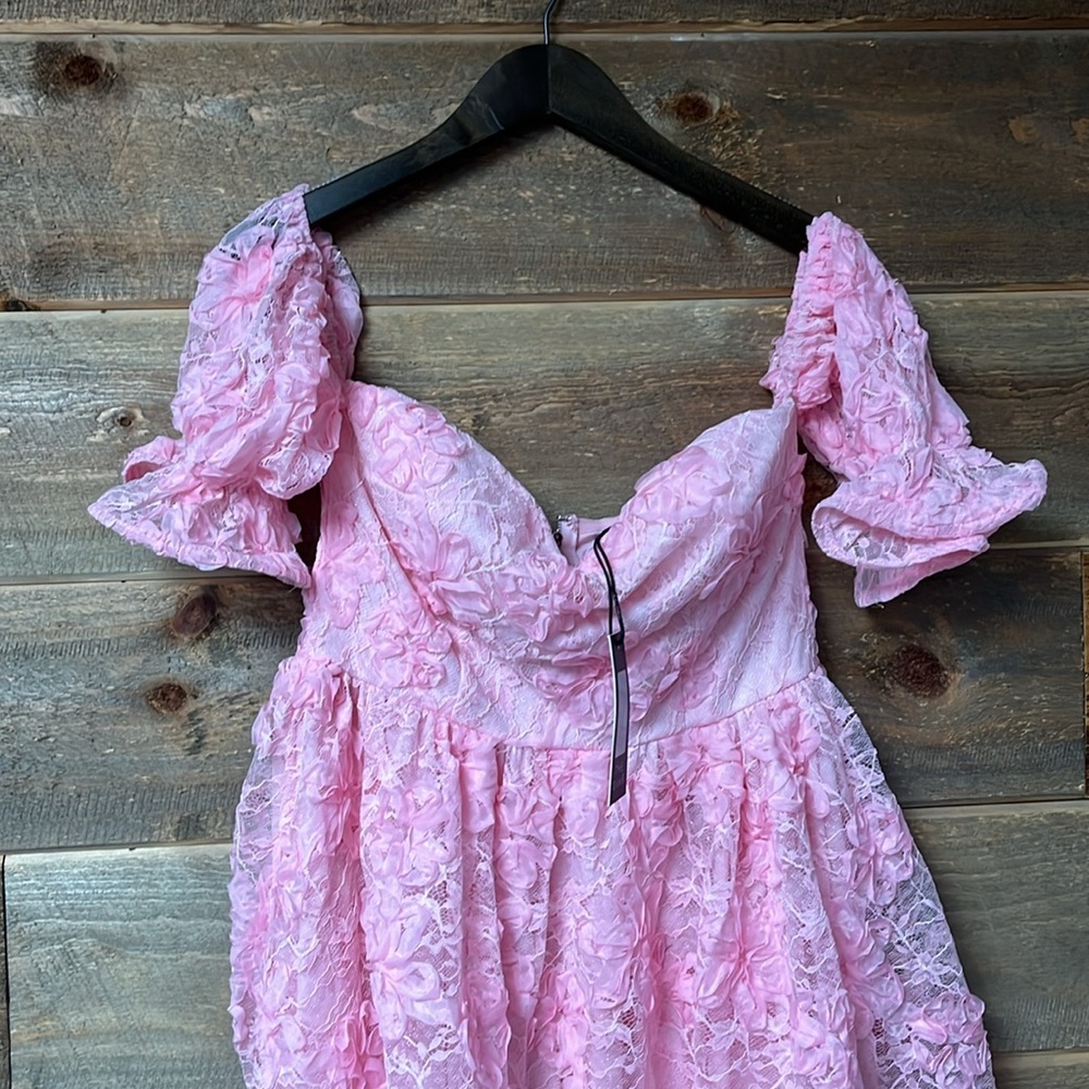The Sang Floral Textured Off Shoulder Dress Summer Flirty Womens M NWT - Picture 2 of 11